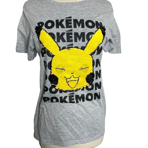 Pokémon Sequin Flip Pikachu Graphic Tee Gray XL - Picture 2 of 4